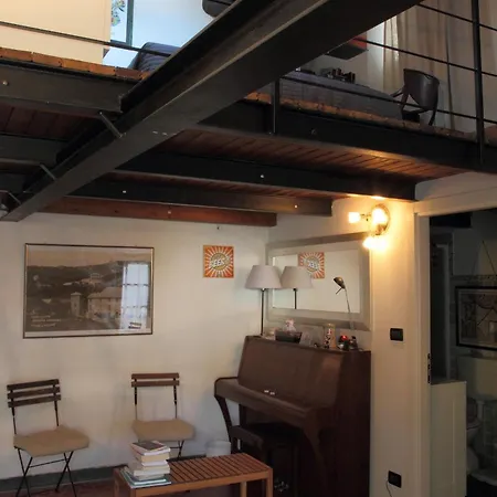 La Torre 住宿加早餐酒店