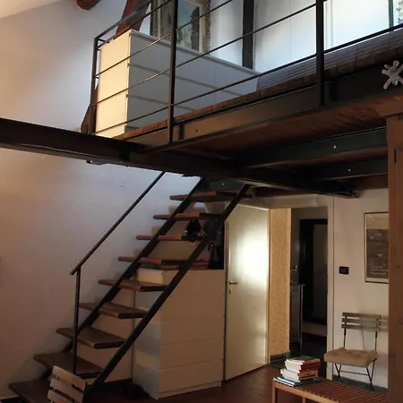 La Torre 住宿加早餐酒店